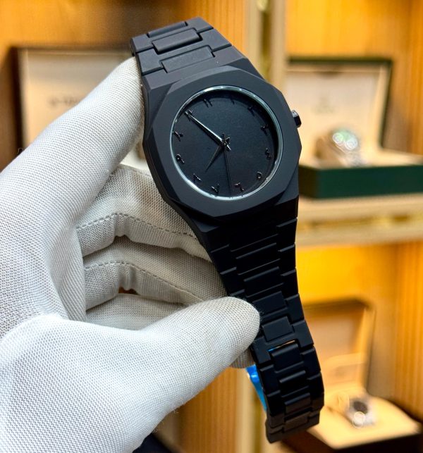 Full Black Aura Quartz Men's Watch – Stylish Waterproof Black Watch for Men in Pakistan